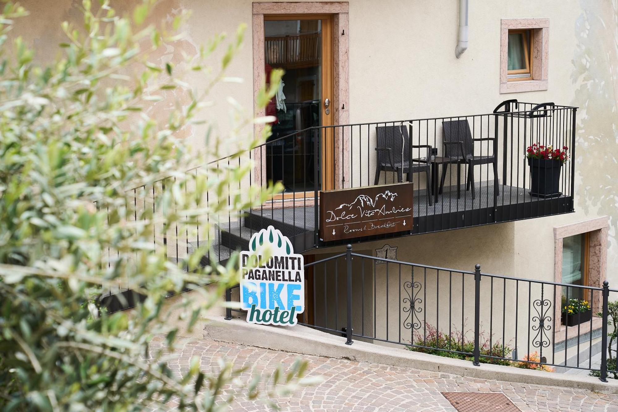 Dolcevita Ambiez B&B San Lorenzo Dorsino Exterior photo