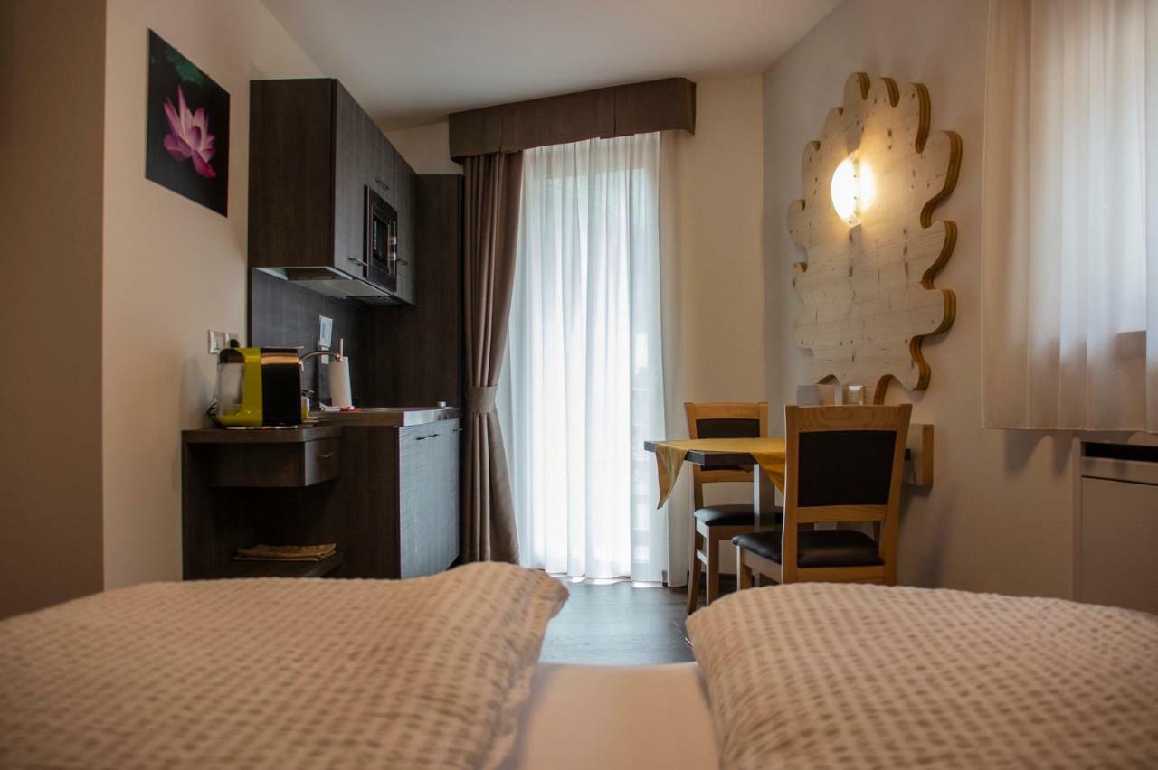 Dolcevita Ambiez B&B San Lorenzo Dorsino Exterior photo
