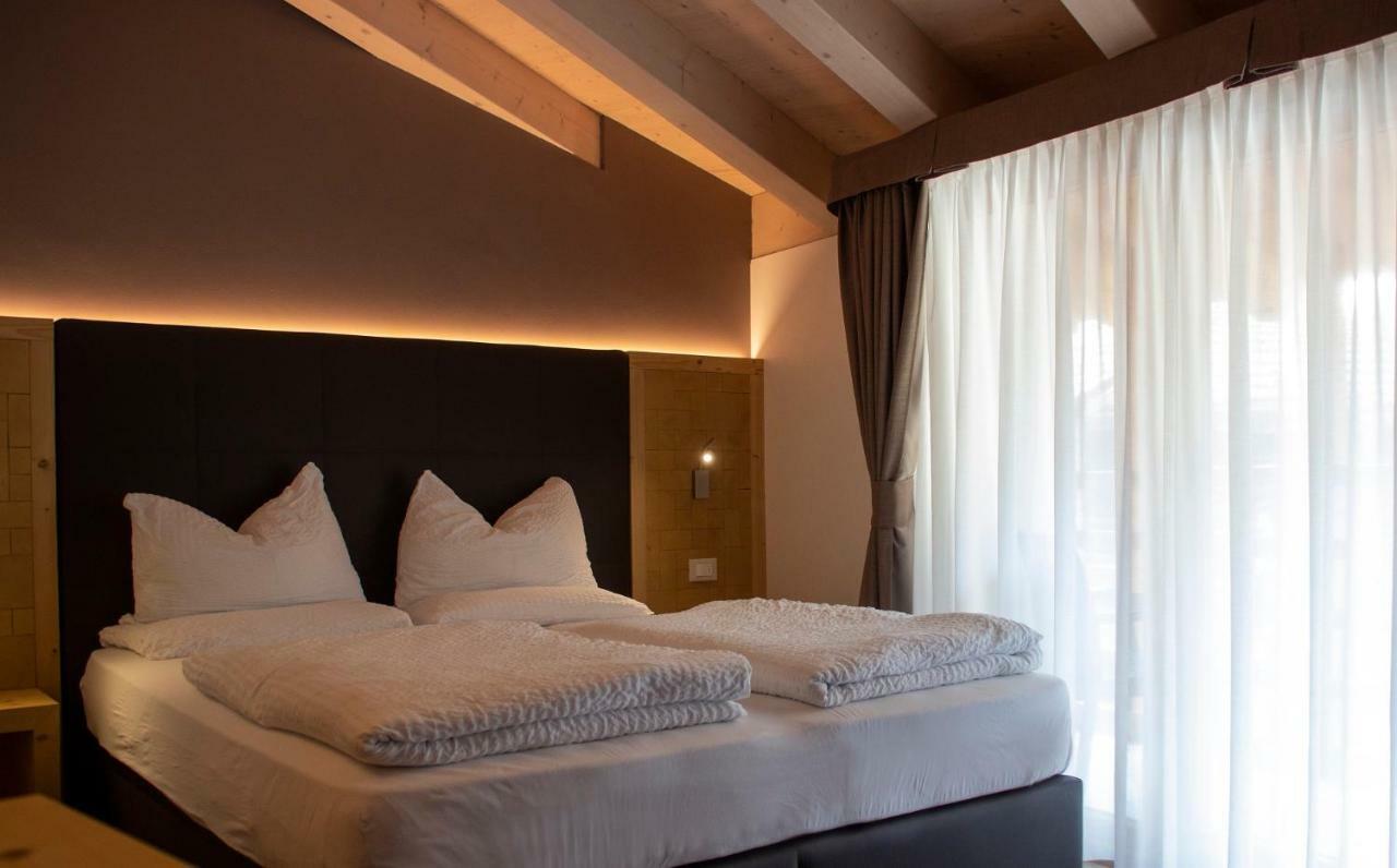 Dolcevita Ambiez B&B San Lorenzo Dorsino Exterior photo